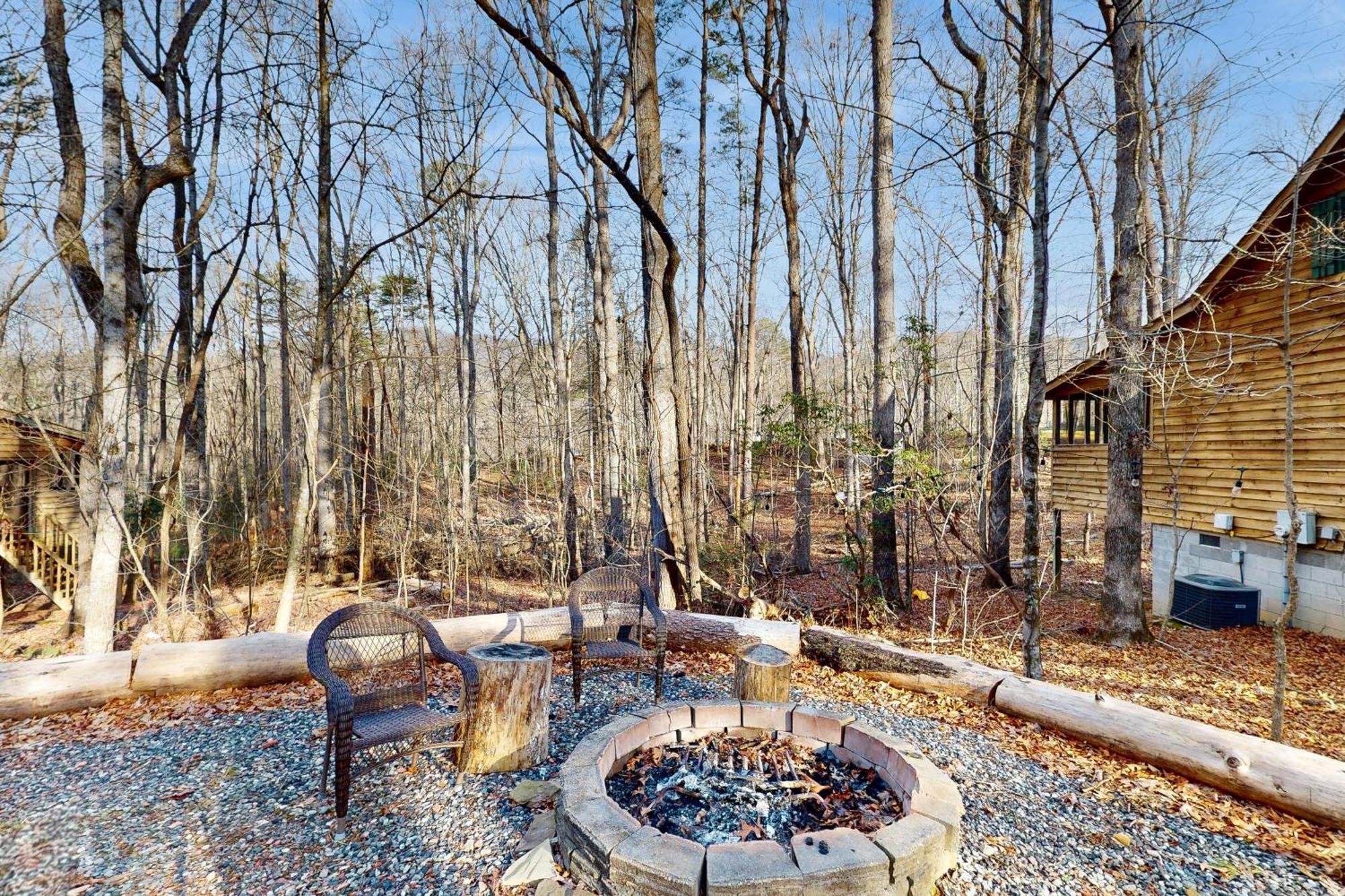 Sautee Nacoochee Pine Tree Lodge מראה חיצוני תמונה